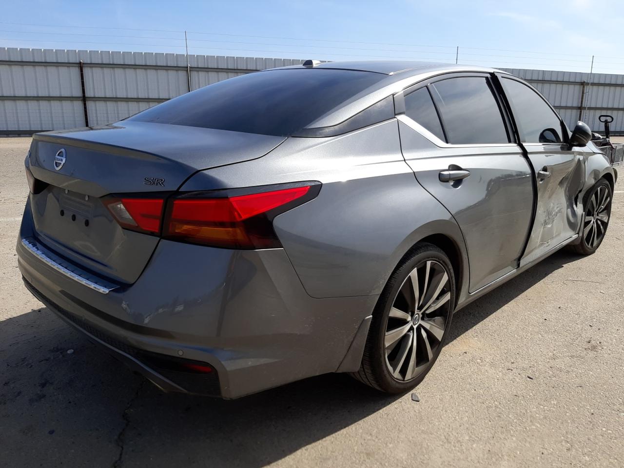 Photo 4 from auction – 2020 NISSAN ALTIMA SR with VIN 1N4BL4CV8LC284534