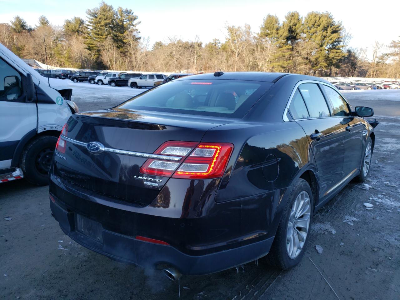 Photo 4 from auction – 2013 FORD TAURUS LIM with VIN 1FAHP2F9XDG165573