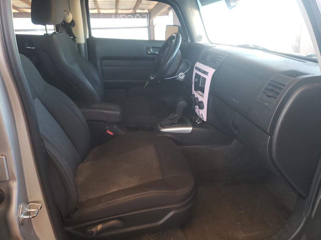 Photo 5 from auction – 2010 HUMMER H3 with VIN 5GTMNGEE2A8118014