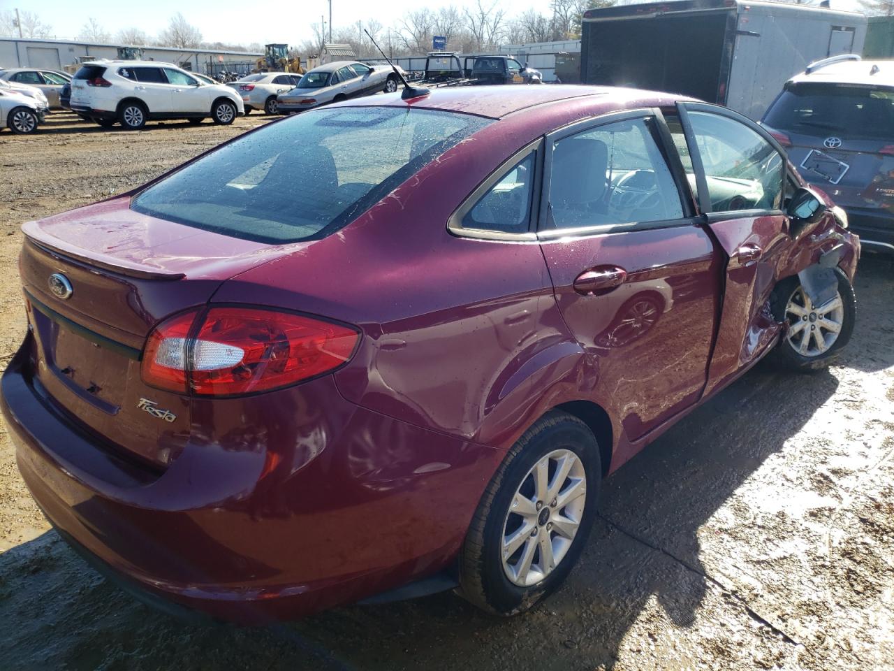 Photo 4 from auction – 2011 FORD FIESTA SE with VIN 3FADP4BJ5BM113815