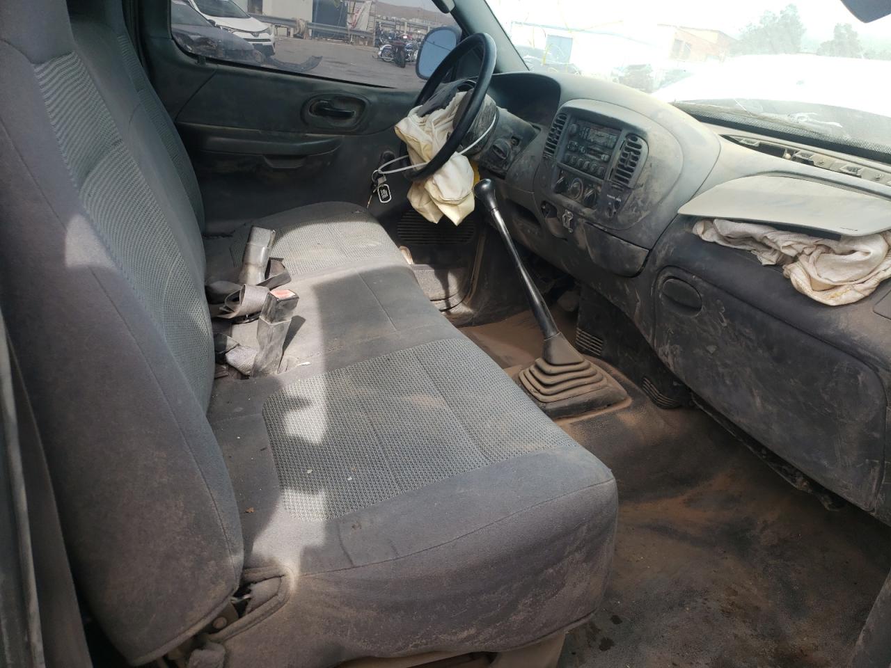 Photo 5 from auction – 2002 FORD F150 with VIN 1FTRF17242NB10154
