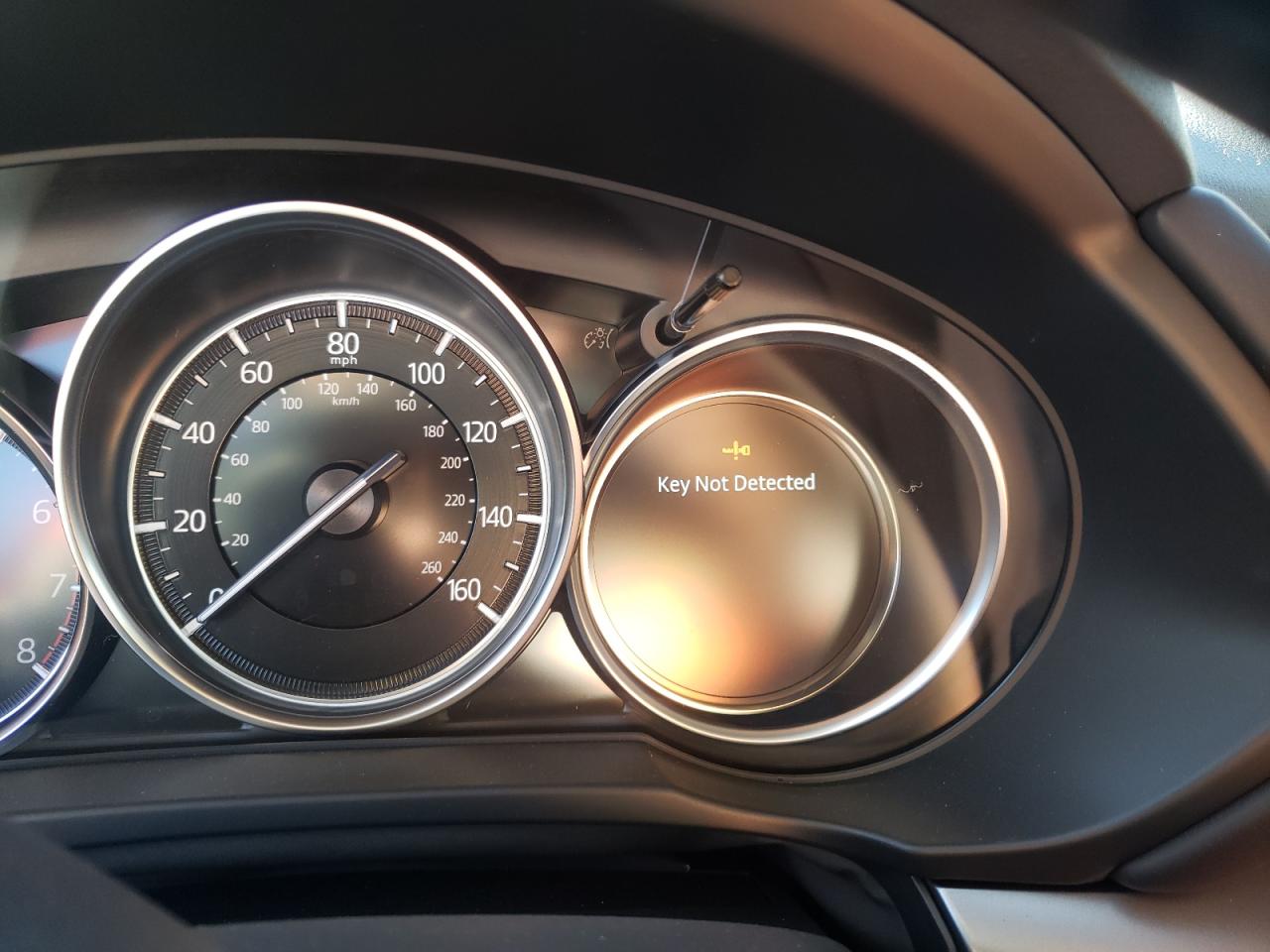 Photo 8 from auction – 2021 MAZDA CX-5 TOURI with VIN JM3KFBCM2M0486633