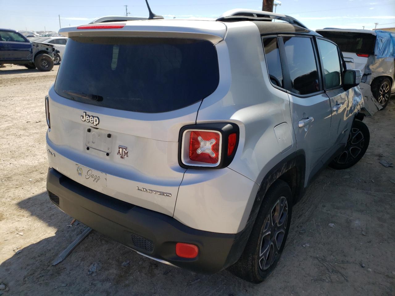 Photo 4 from auction – 2016 JEEP RENEGADE L with VIN ZACCJBDT5GPC61185