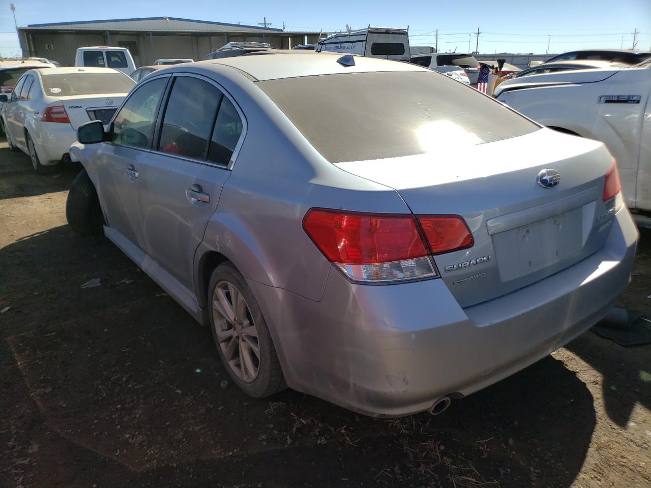Photo 3 from auction – 2014 SUBARU LEGACY 2.5 with VIN 4S3BMBC67E3024570