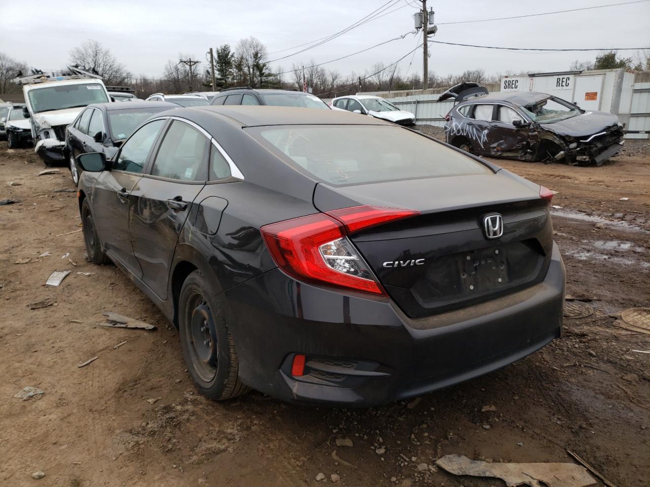 Photo 3 from auction – 2017 HONDA CIVIC LX with VIN 19XFC2F53HE200373