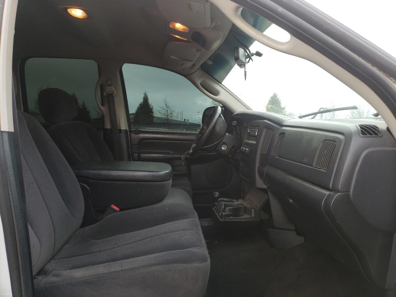 Photo 5 from auction – 2002 DODGE RAM 1500 with VIN 1B7HU18Z82J112591