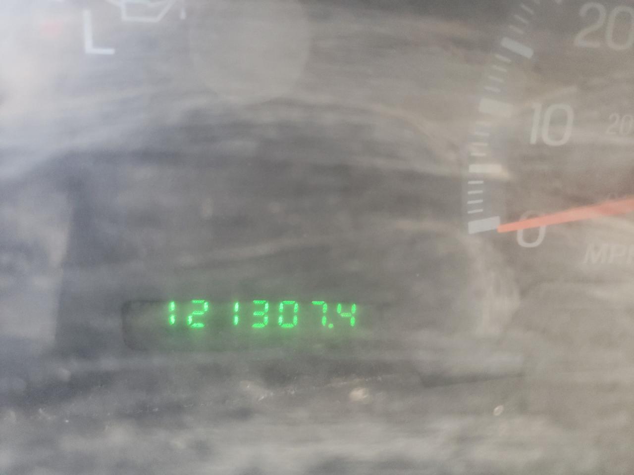 Photo 8 from auction – 2002 FORD F150 with VIN 1FTRF17242NB10154