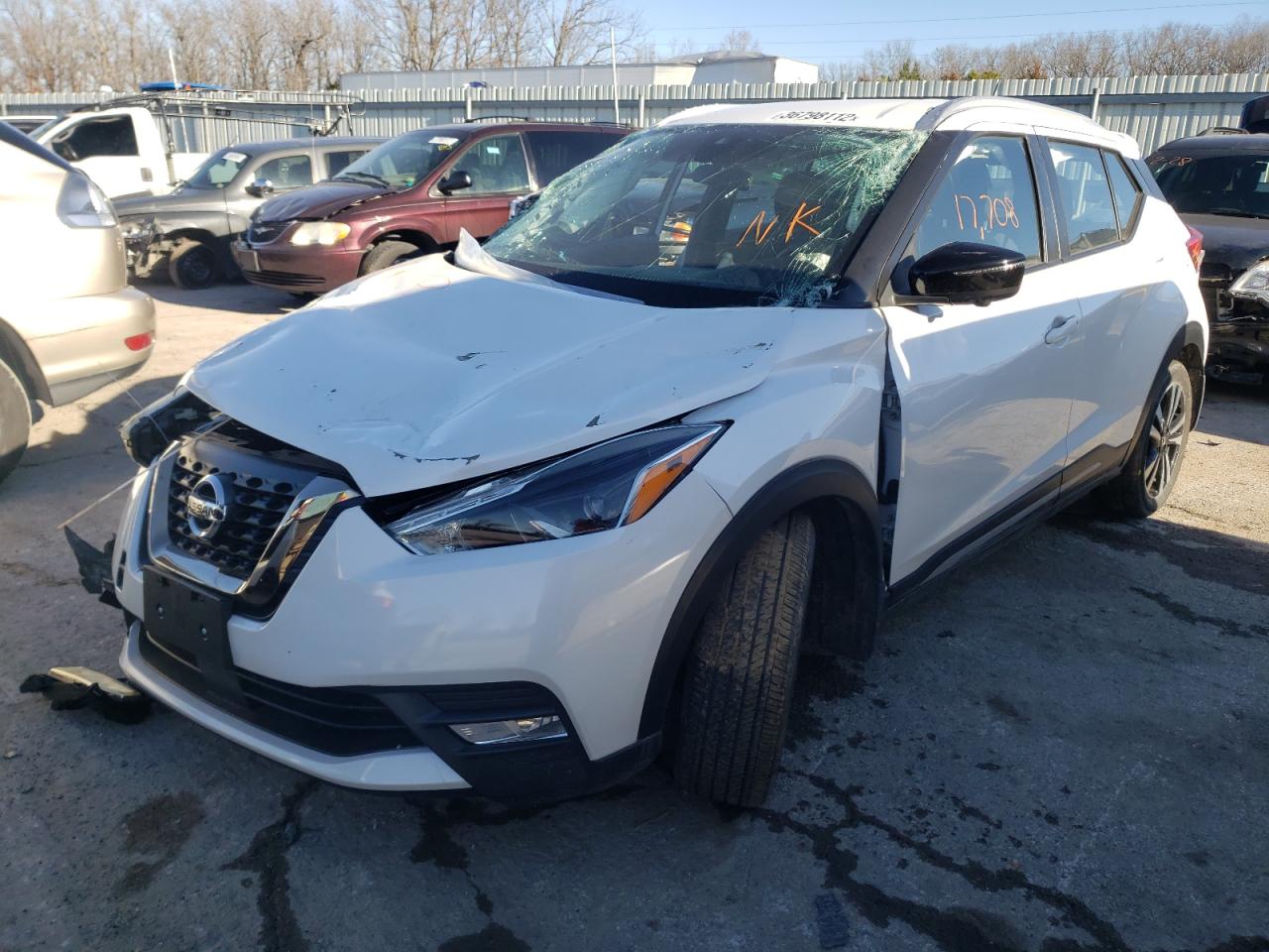 Photo 2 from auction – 2020 NISSAN KICKS SR with VIN 3N1CP5DV2LL486381