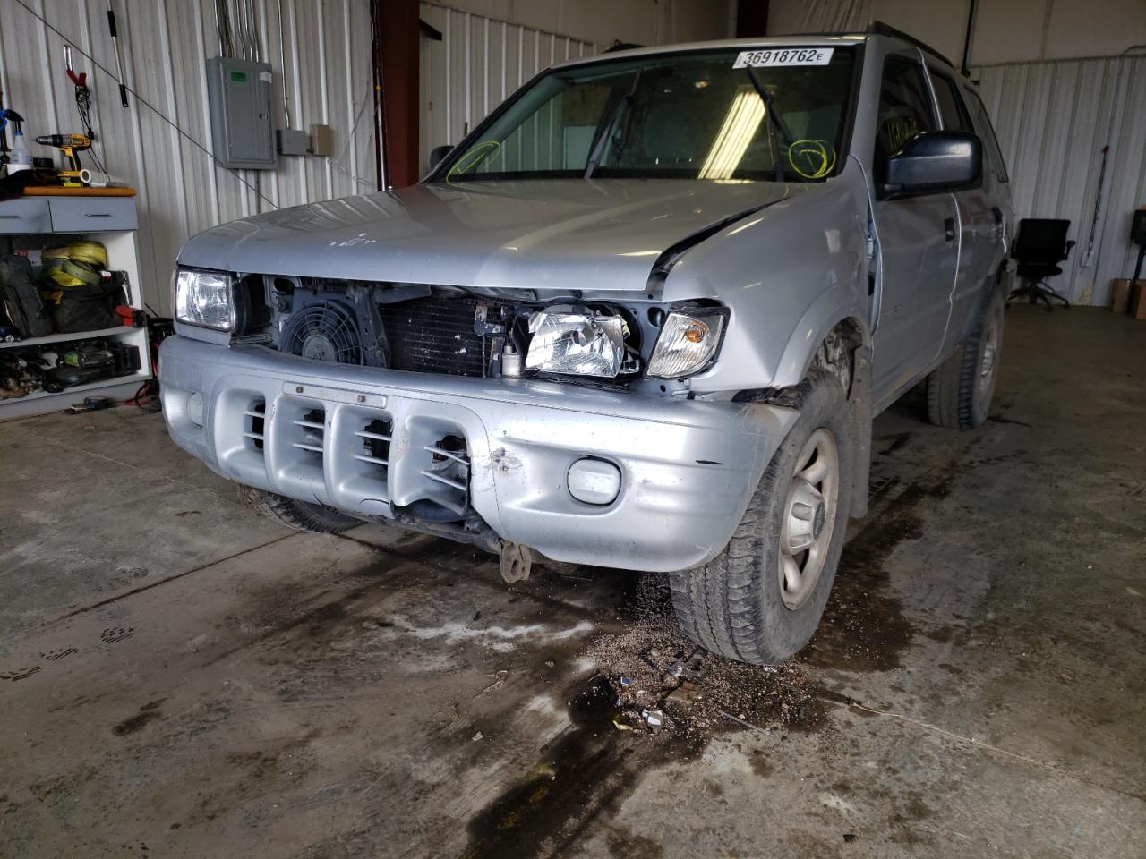 Photo 9 from auction – 2001 ISUZU RODEO S with VIN 4S2DM58W814345934