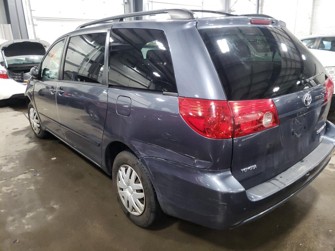Photo 3 from auction – 2006 TOYOTA SIENNA with VIN 5TDZA23C46S544979