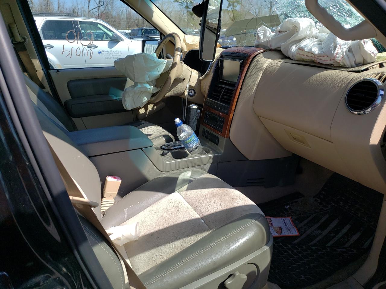 Photo 5 from auction – 2006 FORD EXPLORER E with VIN 1FMEU74E96UB23687