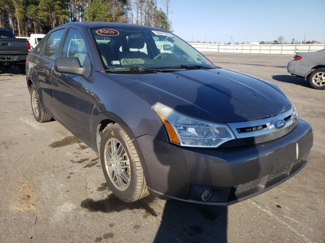 FORD FOCUS SE 2011 with VIN 1FAHP3FN3BW158566 - Photo from auction
