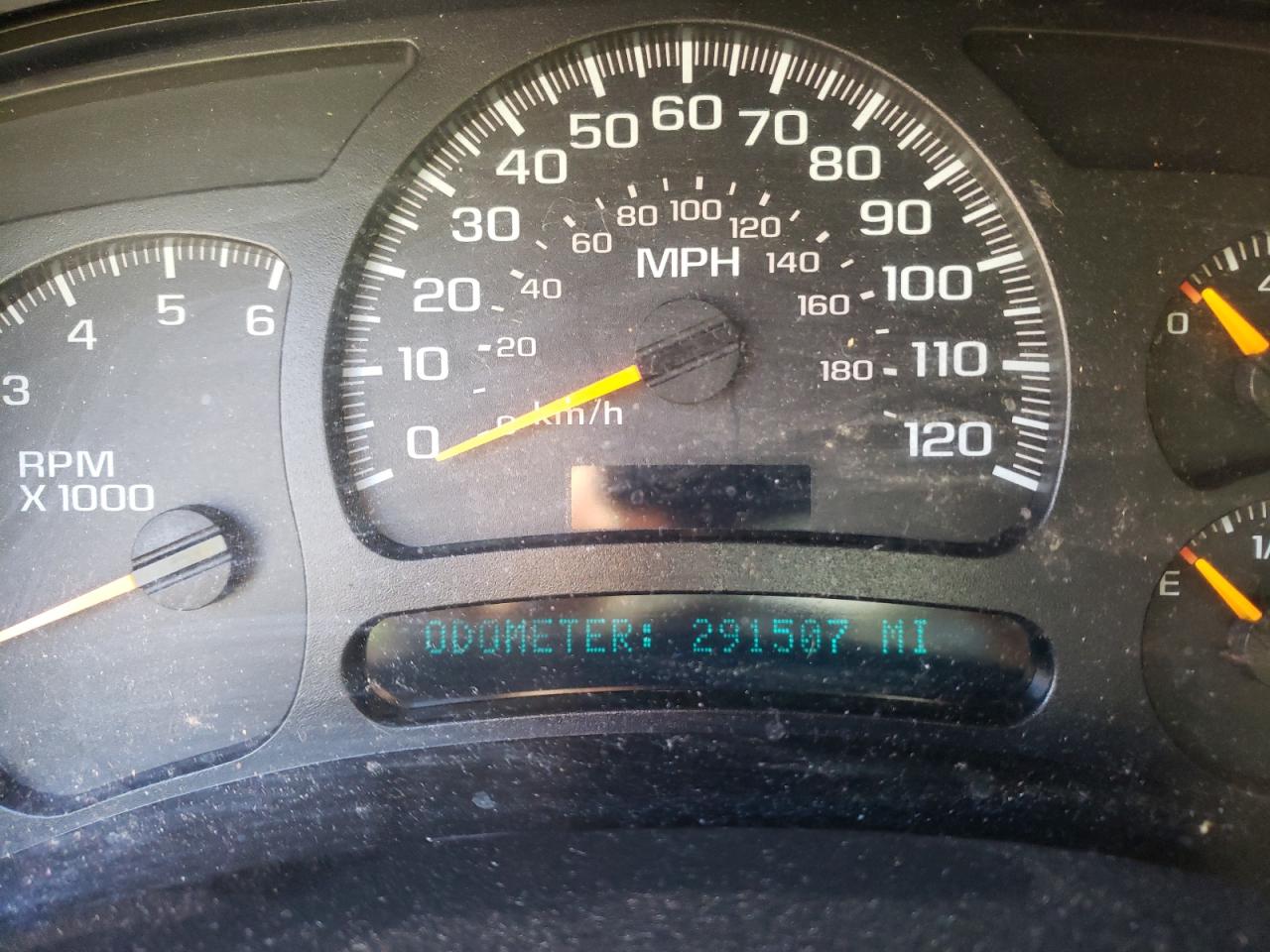 Photo 8 from auction – 2004 CHEVROLET SILVERADO with VIN 1GCEK19TX4E345709