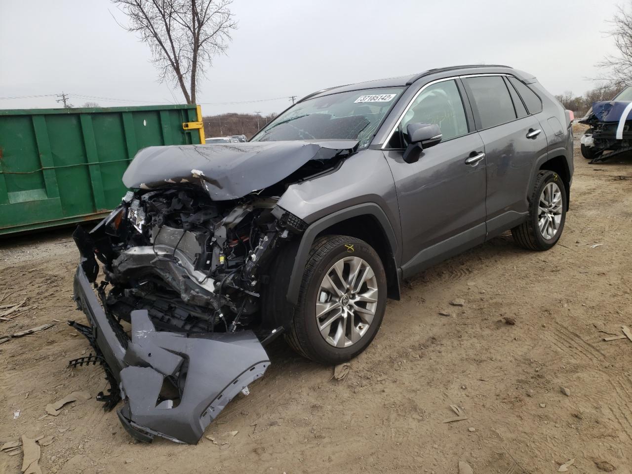Photo 2 from auction – 2021 TOYOTA RAV4 LIMIT with VIN 2T3N1RFV6MC247858