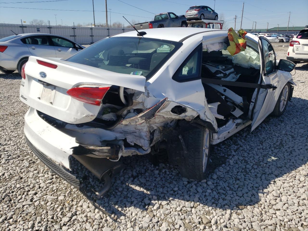 Photo 4 from auction – 2018 FORD FOCUS SE with VIN 1FADP3F26JL321277