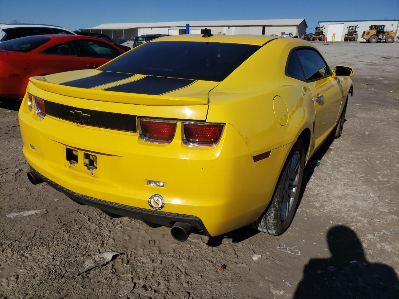 Photo 4 from auction – 2012 CHEVROLET CAMARO LS with VIN 2G1FA1E30C9143551