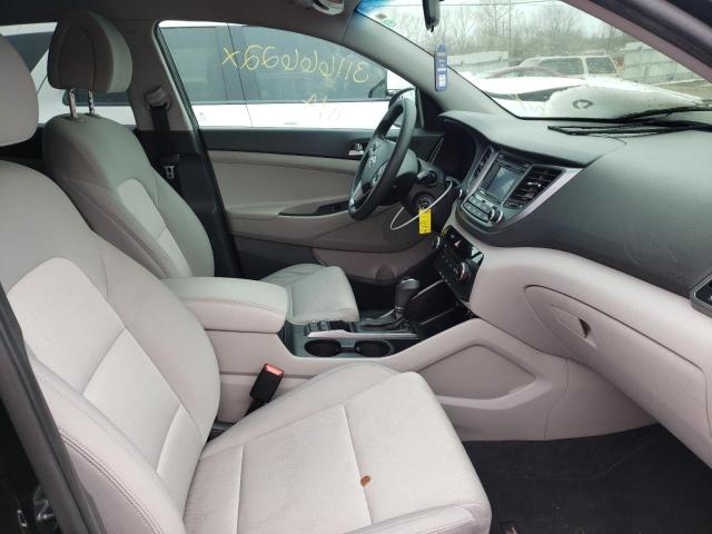 Photo 5 from auction – 2017 HYUNDAI TUCSON LIM with VIN KM8J3CA43HU392681