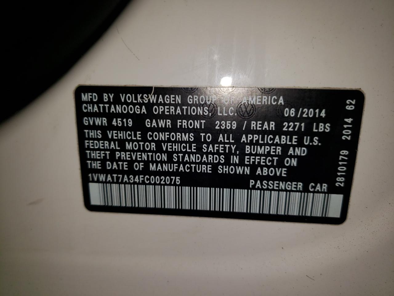Photo 10 from auction – 2015 VOLKSWAGEN PASSAT S with VIN 1VWAT7A34FC002075