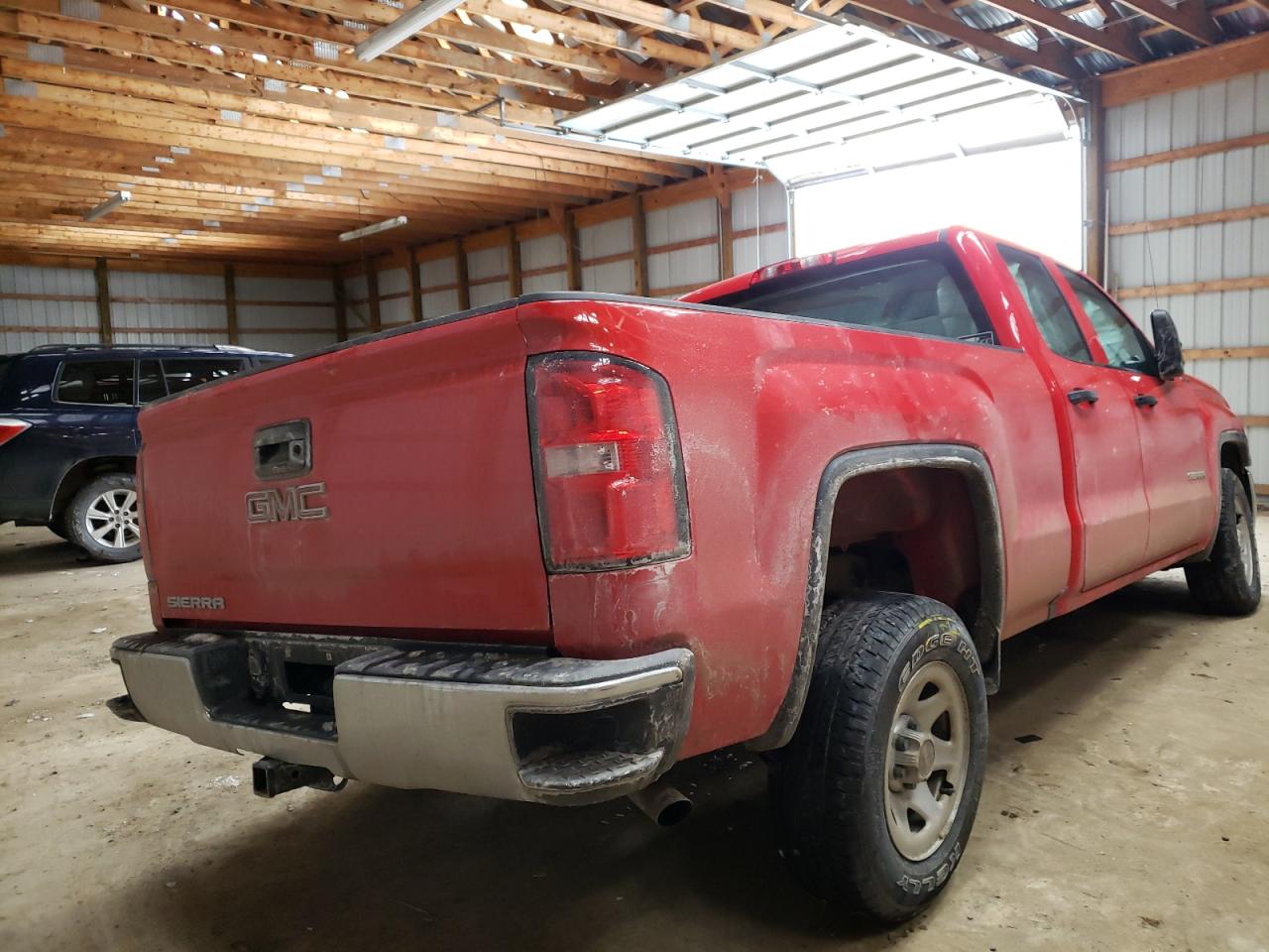 Photo 4 from auction – 2018 GMC SIERRA K15 with VIN 1GTV2LEC3JZ116388