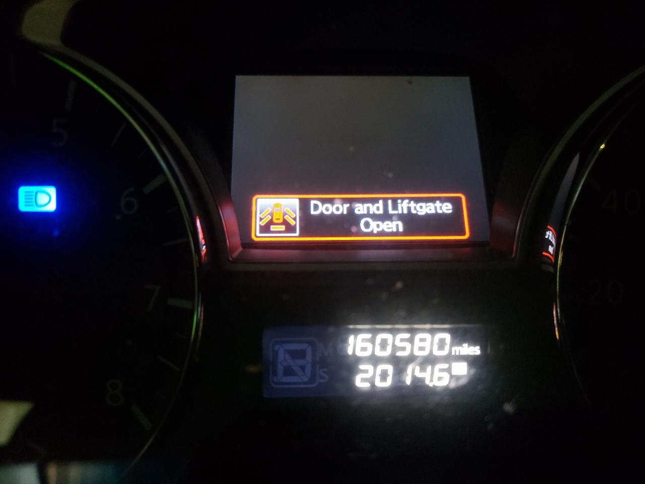 Photo 8 from auction – 2014 NISSAN PATHFINDER with VIN 5N1AR2MM8EC658461