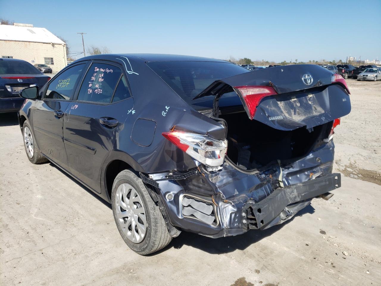 Photo 3 from auction – 2018 TOYOTA COROLLA L with VIN 5YFBURHE2JP787140