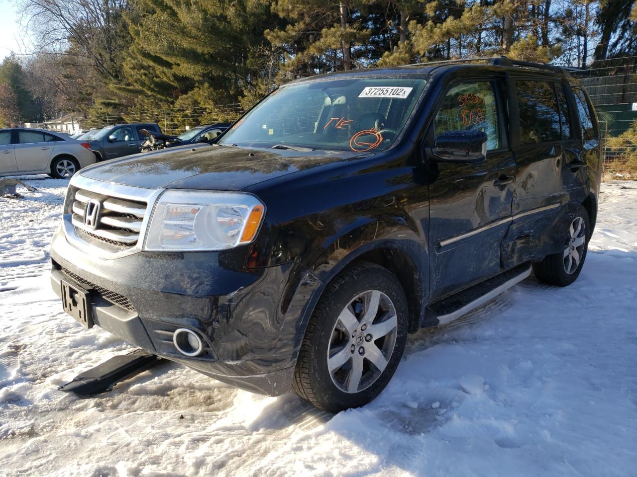 Photo 2 from auction – 2015 HONDA PILOT TOUR with VIN 5FNYF4H94FB033184