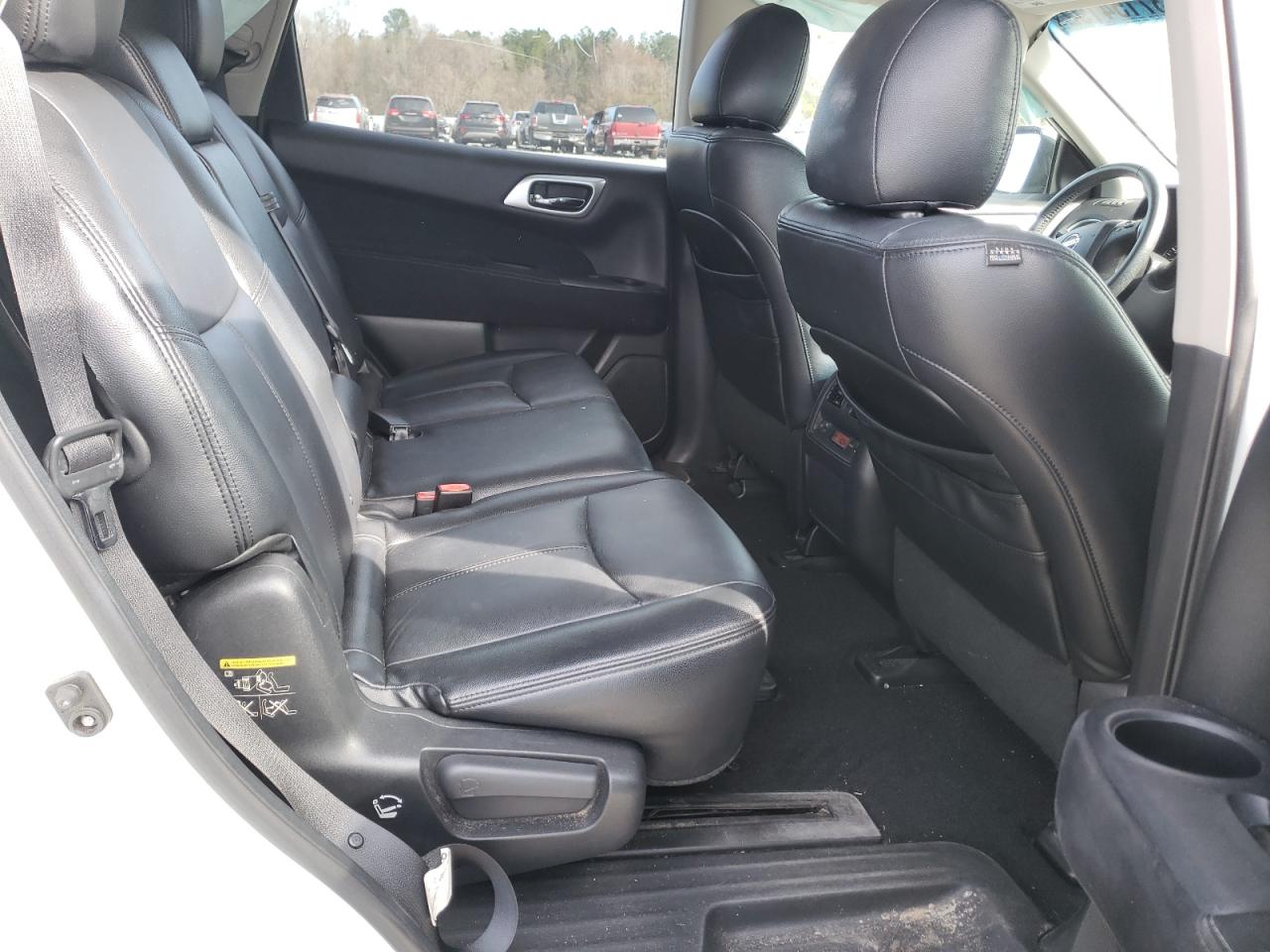 Photo 6 from auction – 2016 NISSAN PATHFINDER with VIN 5N1AR2MNXGC638398