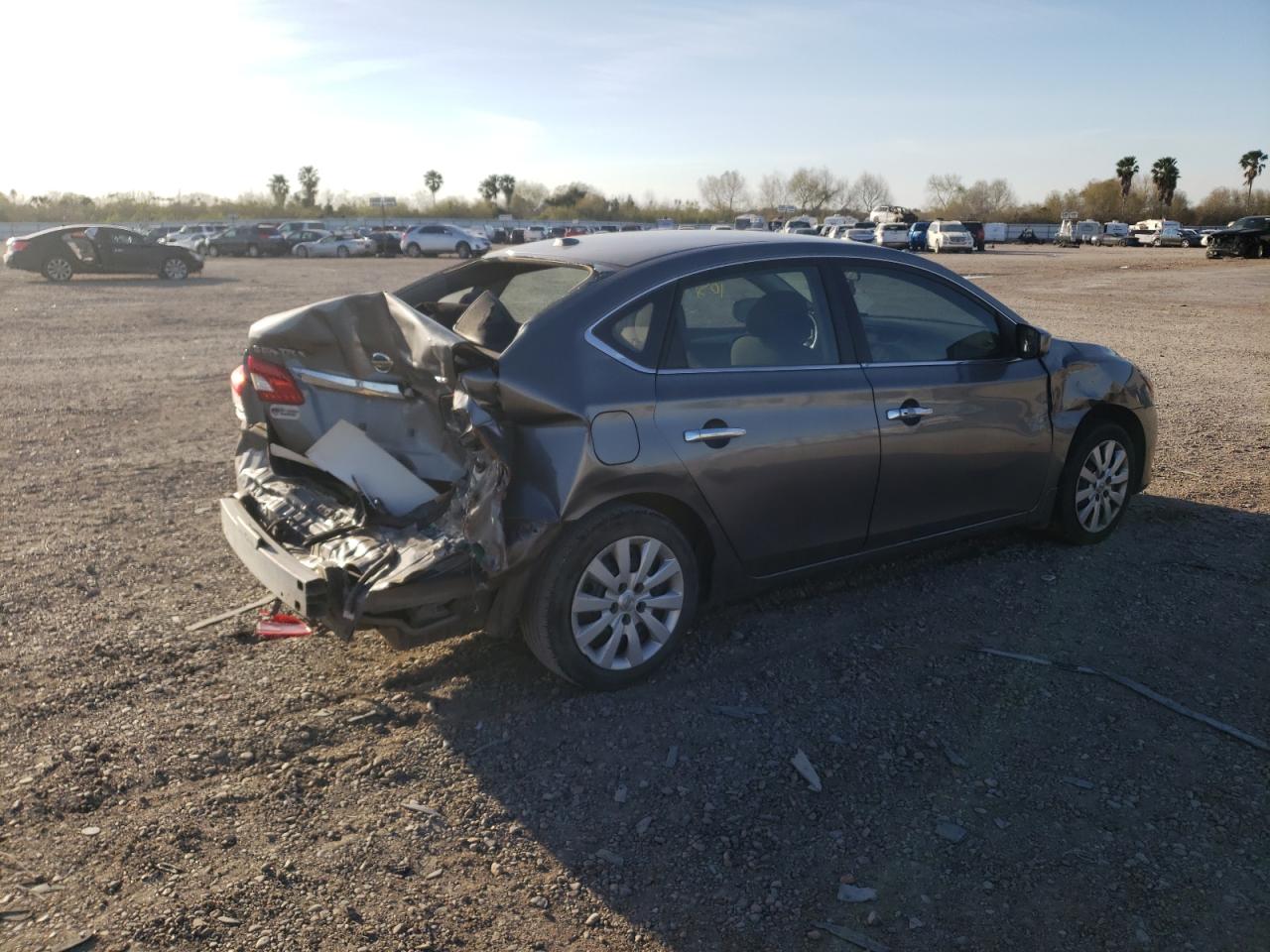 Photo 9 from auction – 2015 NISSAN SENTRA S with VIN 3N1AB7AP1FY272769
