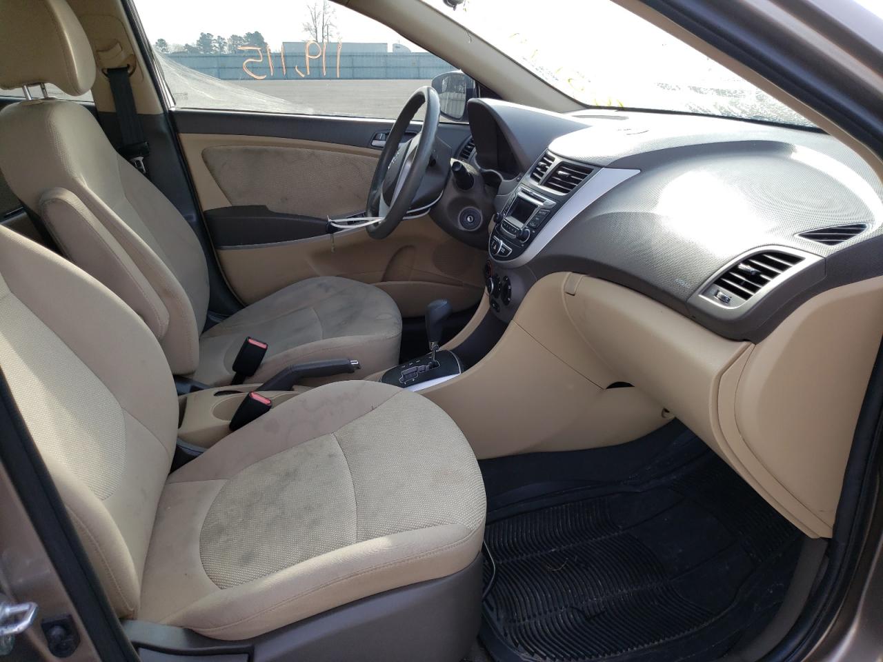 Photo 5 from auction – 2014 HYUNDAI ACCENT GLS with VIN KMHCT4AE8EU677234