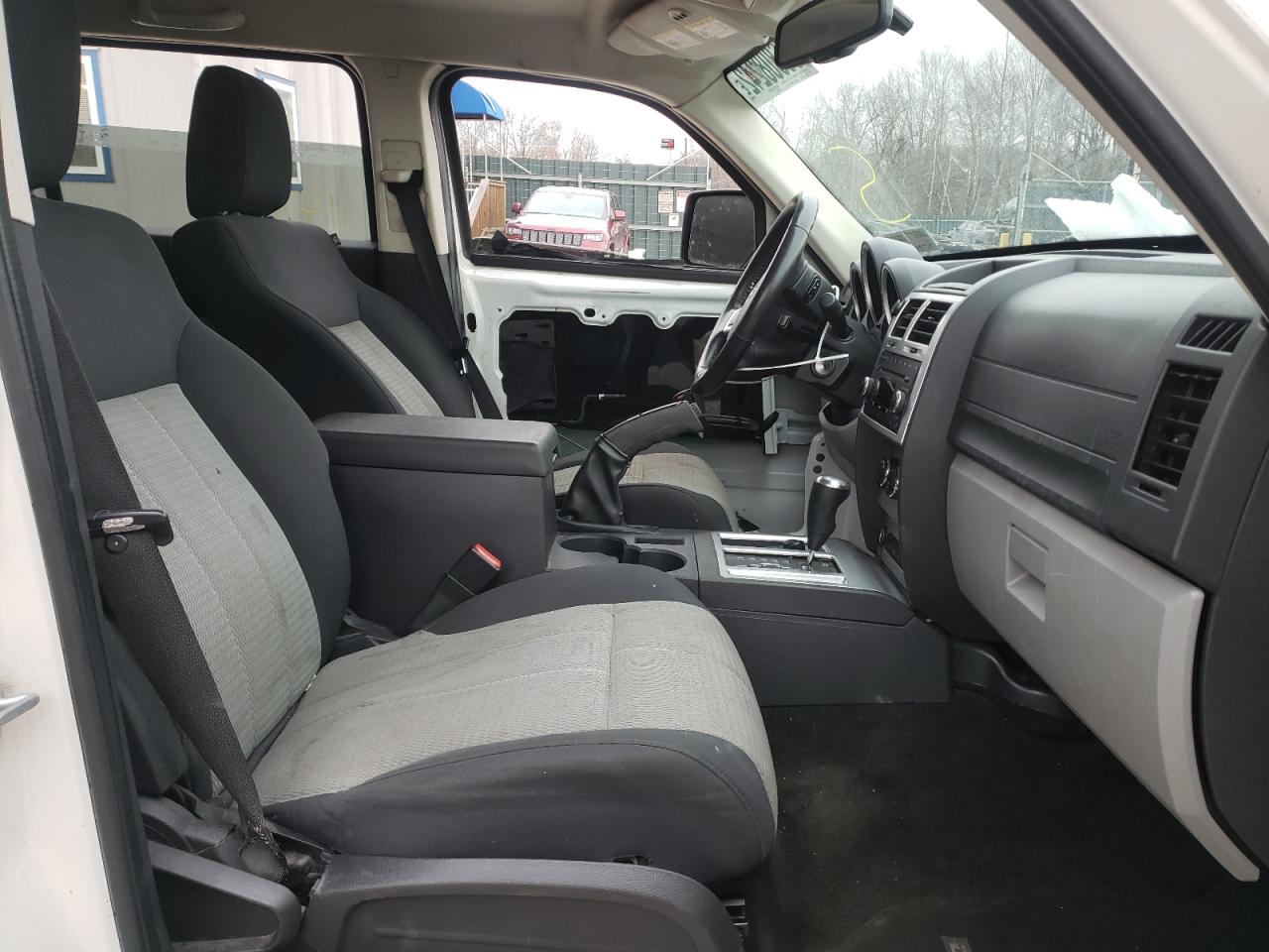 Photo 5 from auction – 2007 DODGE NITRO SLT with VIN 1D8GU58K97W565863