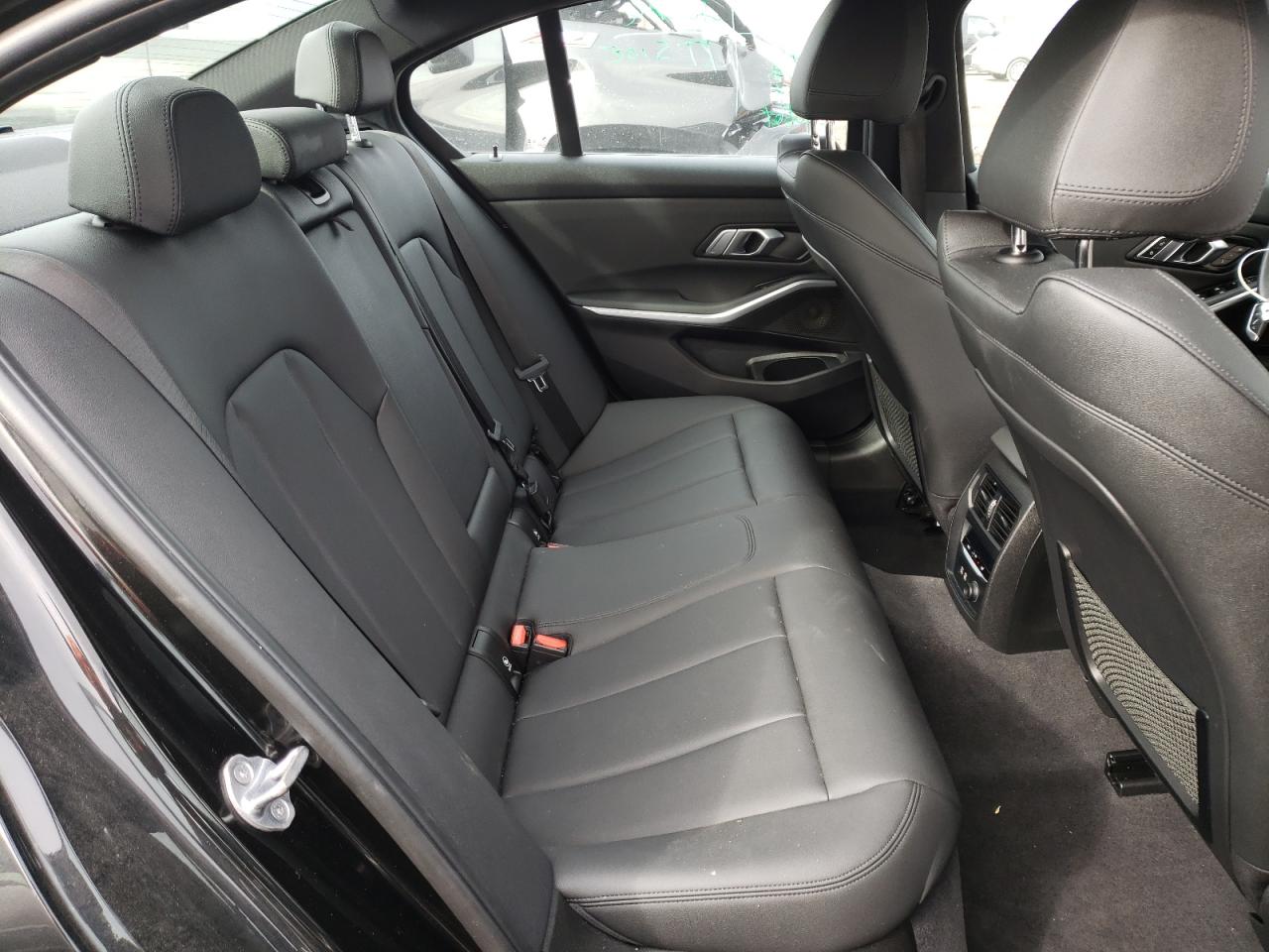 Photo 6 from auction – 2019 BMW 330XI with VIN WBA5R7C52KAJ84671