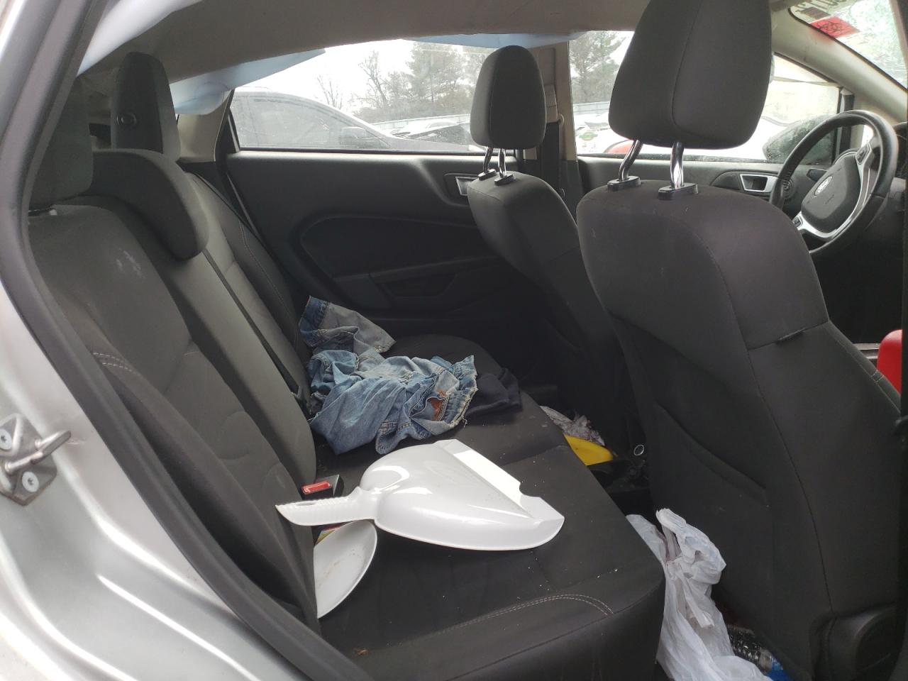 Photo 6 from auction – 2016 FORD FIESTA SE with VIN 3FADP4EJ0GM150760