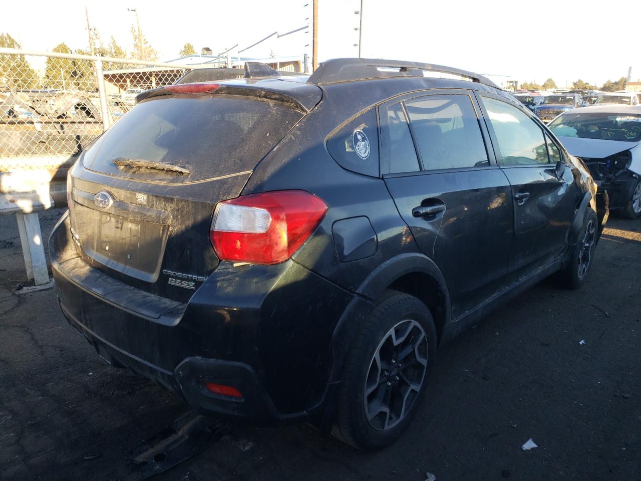 Photo 4 from auction – 2016 SUBARU CROSSTREK with VIN JF2GPADC7GH261577