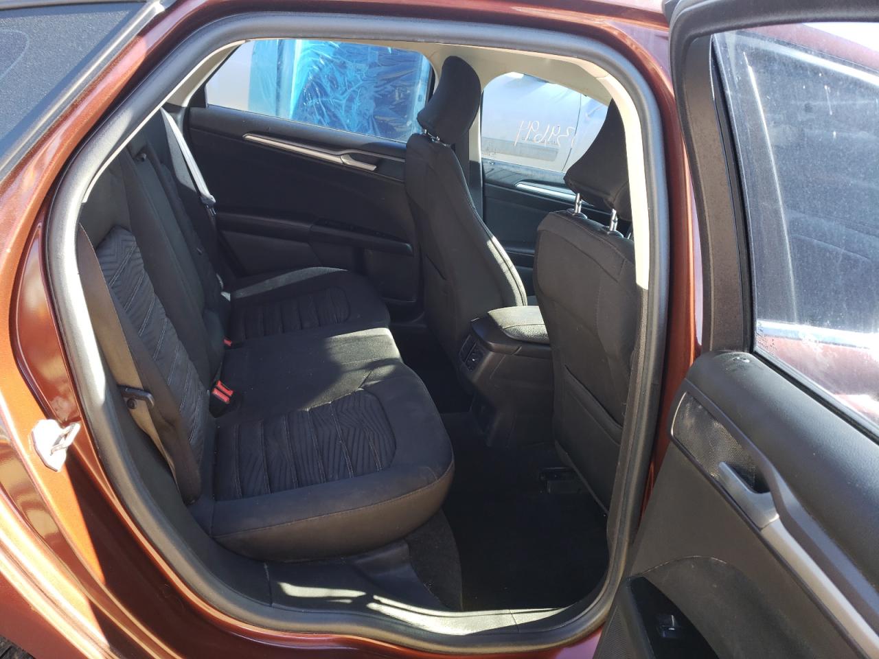 Photo 6 from auction – 2016 FORD FUSION SE with VIN 3FA6P0H73GR289074
