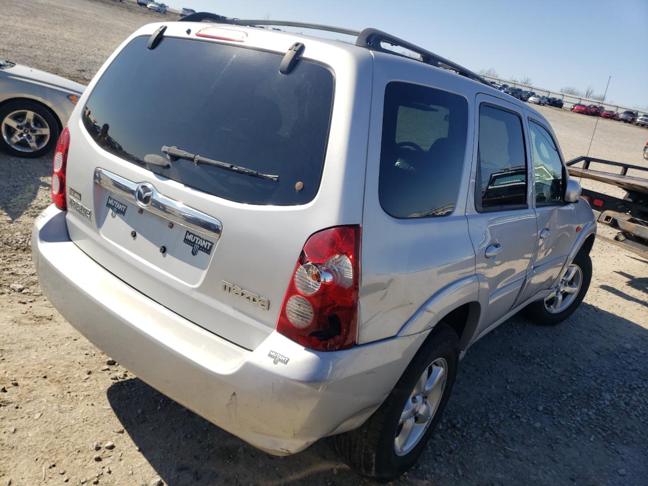 Photo 4 from auction – 2005 MAZDA TRIBUTE S with VIN 4F2YZ941X5KM18674