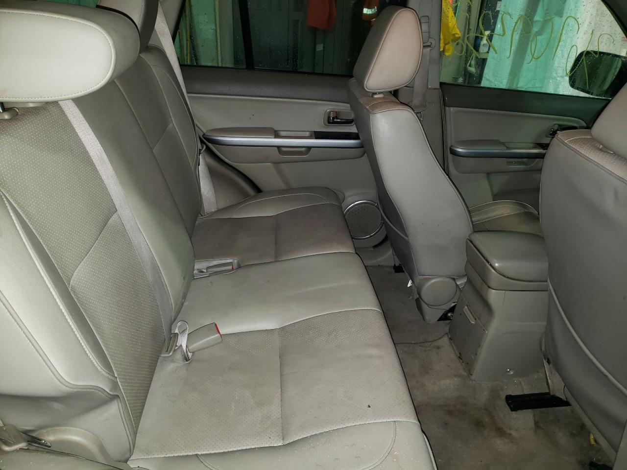 Photo 6 from auction – 2012 SUZUKI GRAND VITA with VIN JS3TD0D73C4100178