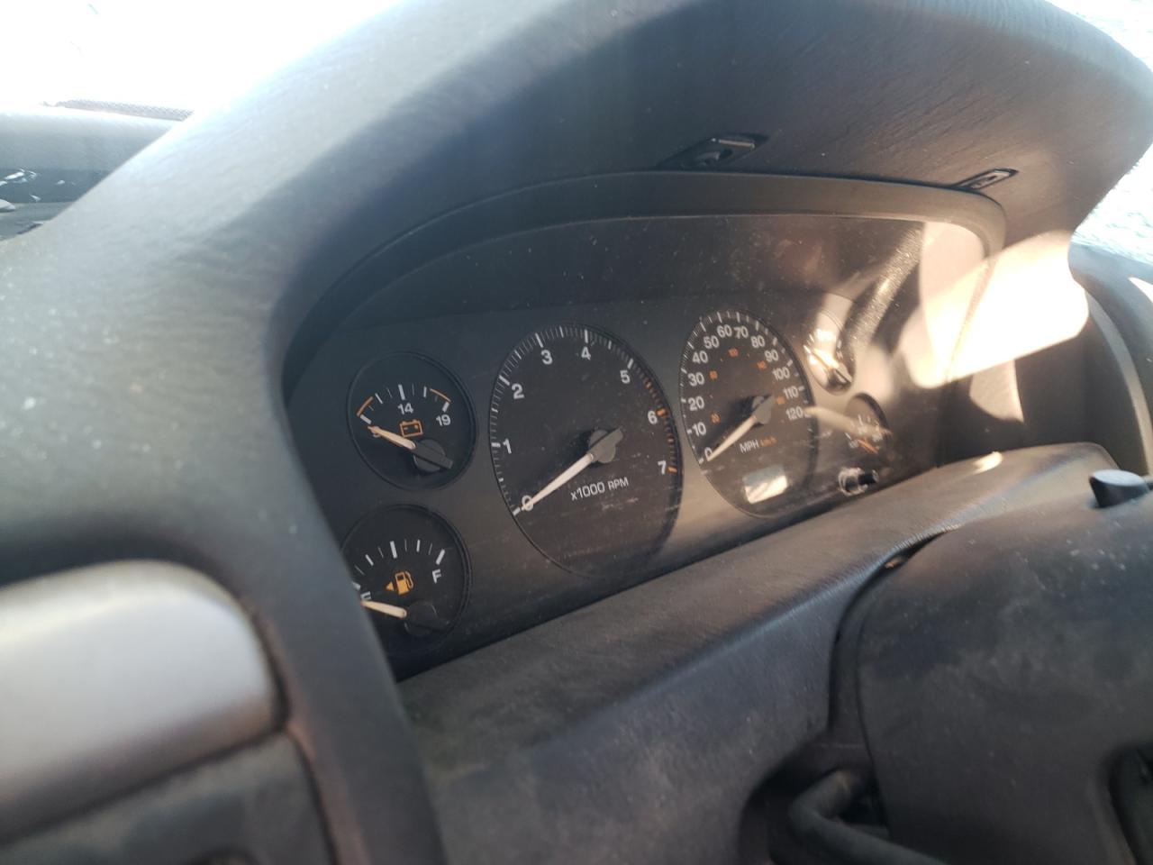 Photo 8 from auction – 2003 JEEP GRAND CHER with VIN 1J4GW48S23C549268