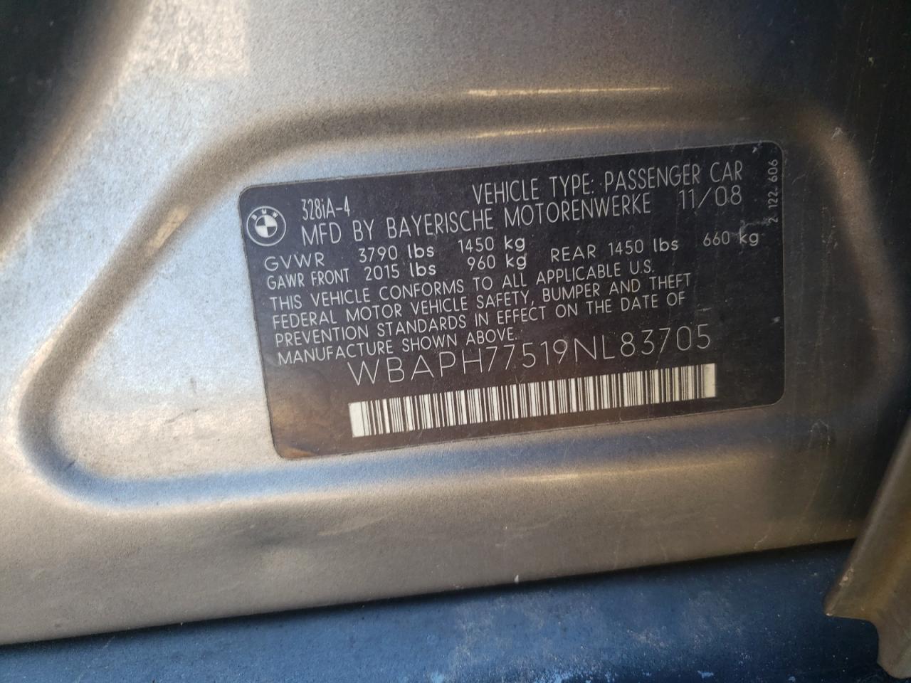 Photo 10 from auction – 2009 BMW 328 I with VIN WBAPH77519NL83705