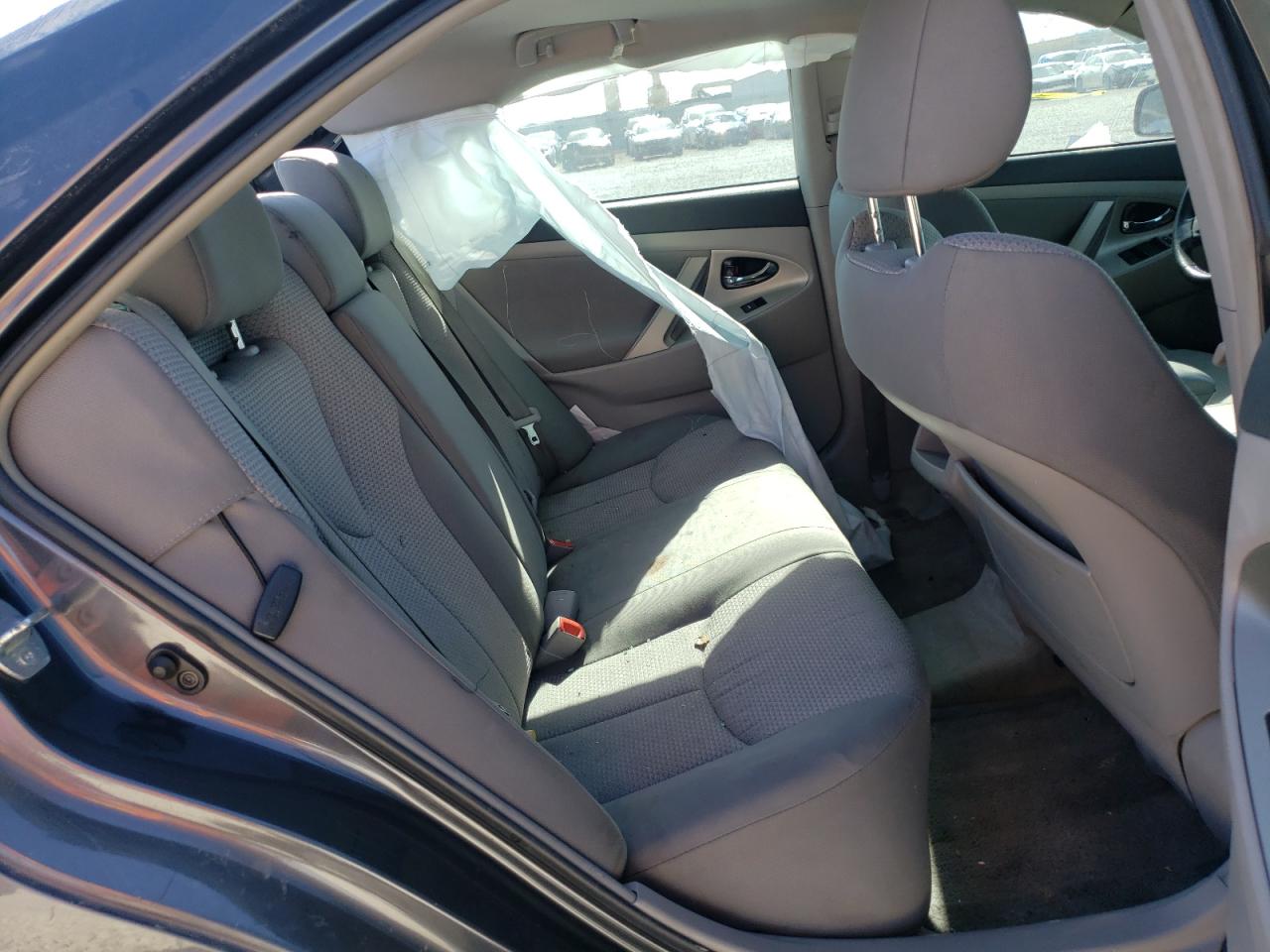 Photo 6 from auction – 2011 TOYOTA CAMRY BASE with VIN 4T1BF3EKXBU212141
