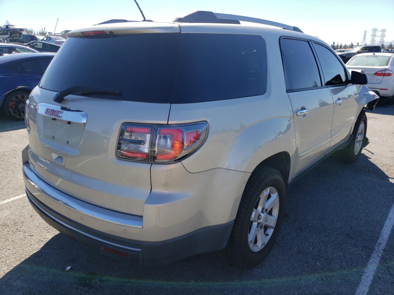 Photo 4 from auction – 2014 GMC ACADIA SLE with VIN 1GKKRNED7EJ248971