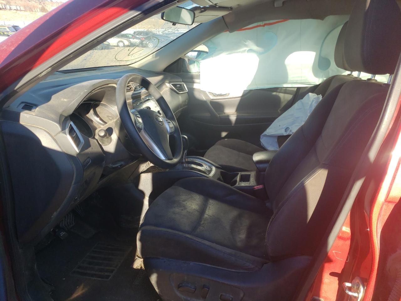 Photo 5 from auction – 2016 NISSAN ROGUE S with VIN KNMAT2MV2GP602915