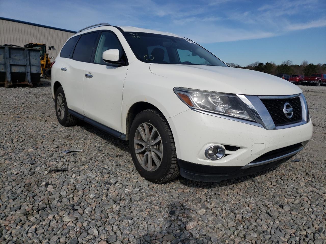 Photo 1 from auction – 2016 NISSAN PATHFINDER with VIN 5N1AR2MNXGC638398