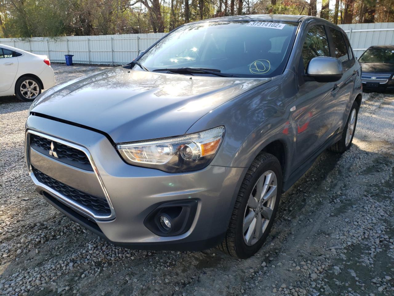 Photo 2 from auction – 2015 MITSUBISHI OUTLANDER with VIN 4A4AP3AUXFE061301