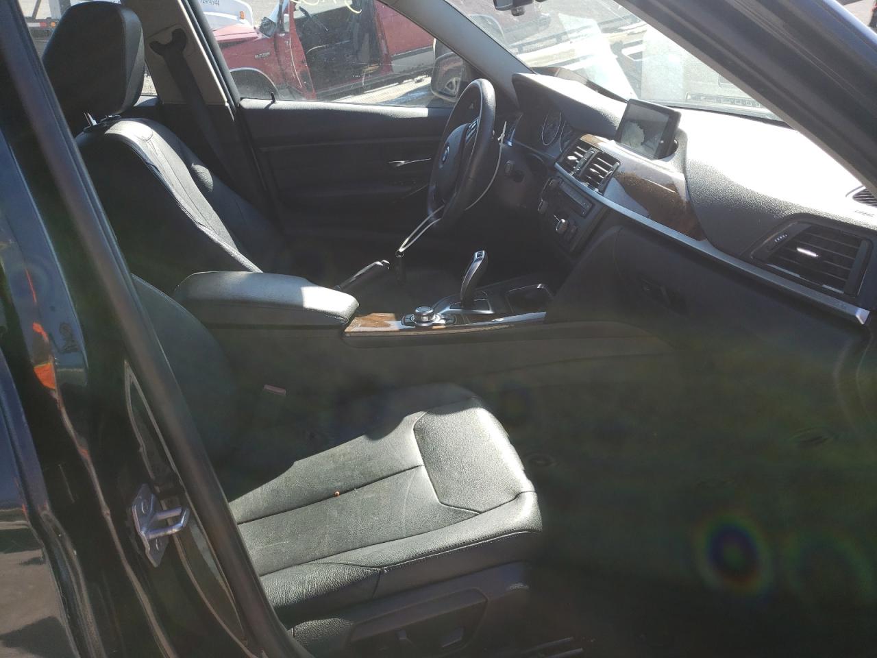 Photo 5 from auction – 2013 BMW 3 SERIES with VIN WBA3B5C57DF590824