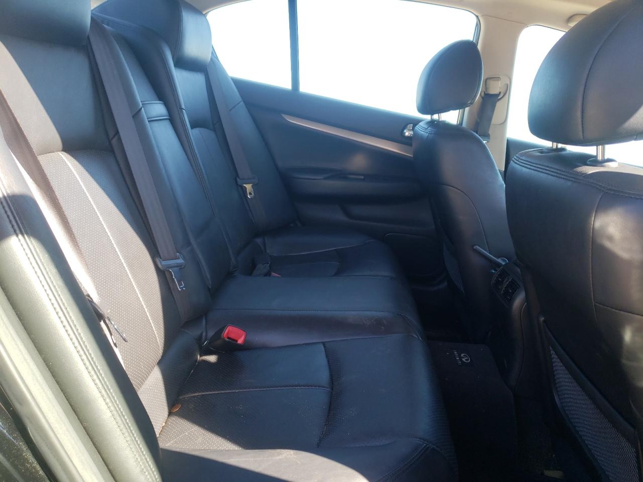 Photo 6 from auction – 2011 INFINITI G37 BASE with VIN JN1CV6AP6BM302307