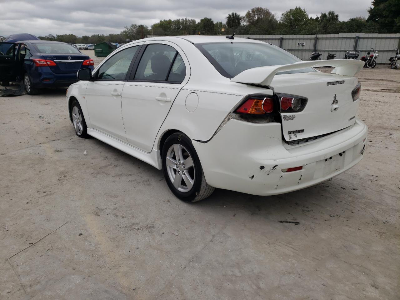 Photo 3 from auction – 2014 MITSUBISHI LANCER SE with VIN JA32V2FWXEU001608