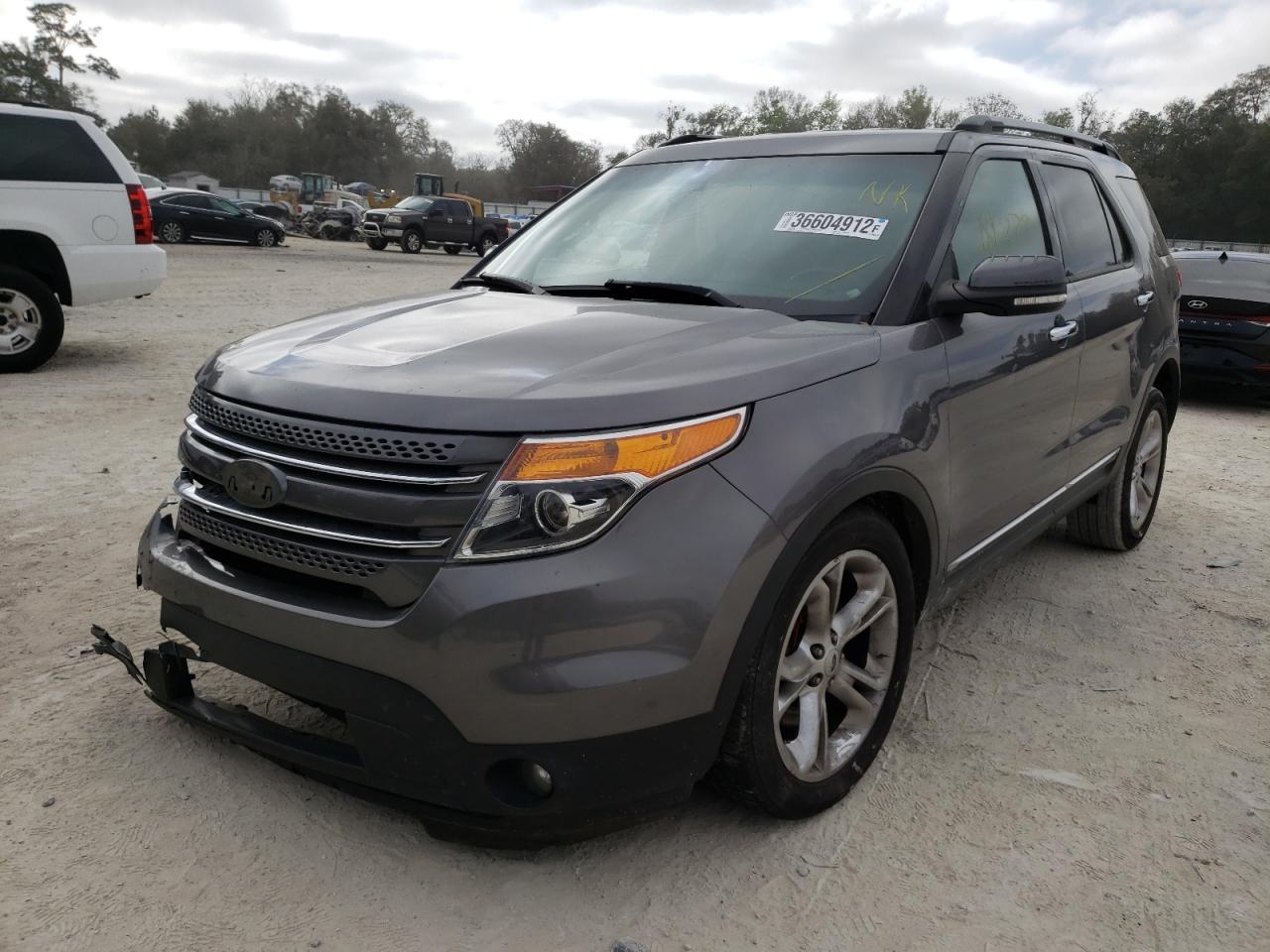 Photo 2 from auction – 2013 FORD EXPLORER L with VIN 1FM5K7F86DGC06454