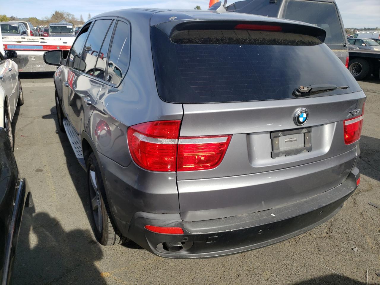 Photo 3 from auction – 2010 BMW X5 XDRIVE3 with VIN 5UXFE4C56AL379417