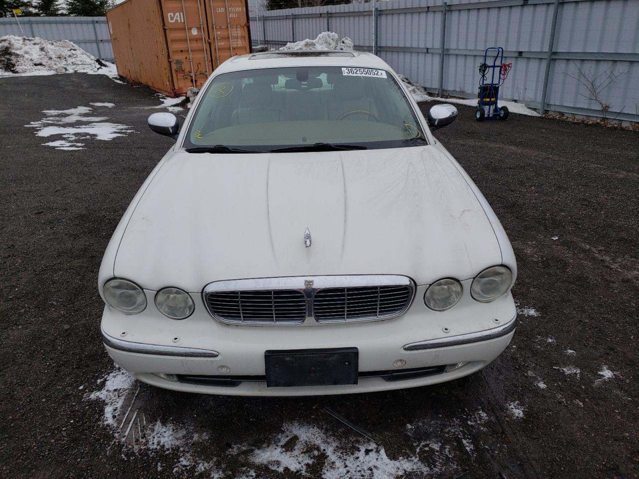Photo 9 from auction – 2004 JAGUAR VANDENPLAS with VIN SAJXA74C04SG19673