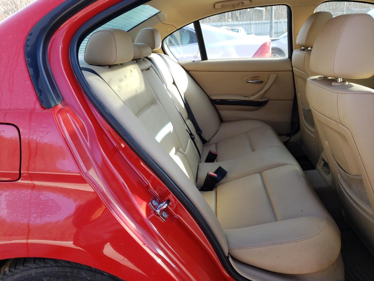 Photo 6 from auction – 2006 BMW 325 XI with VIN WBAVD13596KV03835